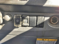 いすゞエルフパネルバン小型（2t・3t）[写真22]