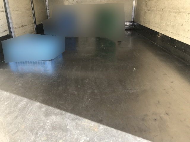 いすゞエルフパネルバン小型（2t・3t）[写真06]