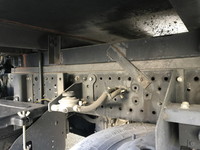 いすゞエルフパネルバン小型（2t・3t）[写真09]