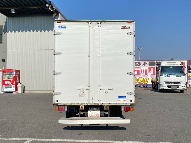 いすゞエルフアルミバン小型（2t・3t）[写真10]