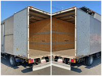 いすゞエルフアルミバン小型（2t・3t）[写真12]