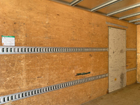 いすゞエルフアルミバン小型（2t・3t）[写真14]