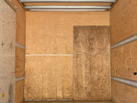 いすゞエルフアルミバン小型（2t・3t）[写真15]