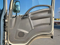 いすゞエルフアルミバン小型（2t・3t）[写真30]