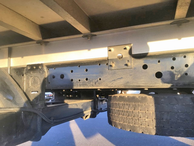 日野レンジャー冷凍車（冷蔵車）中型（4t）[写真24]