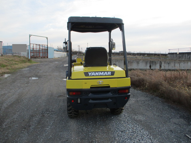 ヤンマータイヤショベル（ホイルローダー）[写真05]