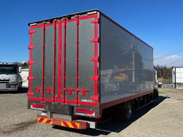 いすゞフォワード冷凍車（冷蔵車）中型（4t）[写真02]