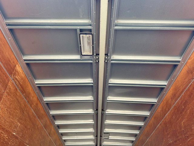 いすゞフォワードアルミウイング増トン（6t・8t）[写真13]