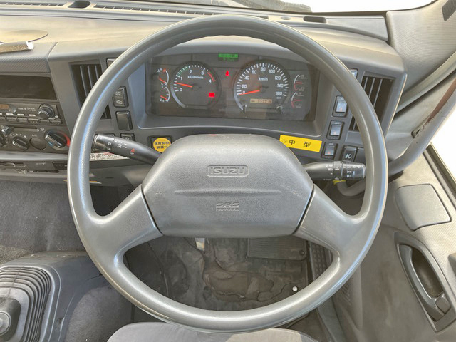 いすゞフォワードアルミウイング増トン（6t・8t）[写真35]