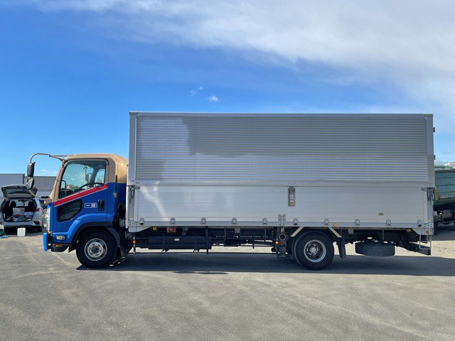 いすゞフォワードアルミウイング増トン（6t・8t）[写真05]