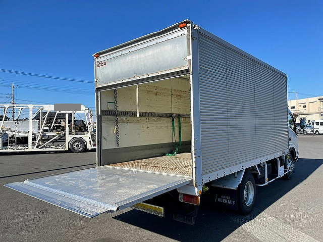 日野デュトロアルミバン小型（2t・3t）[写真03]