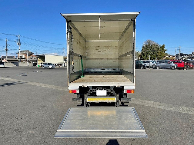 日野デュトロアルミバン小型（2t・3t）[写真08]