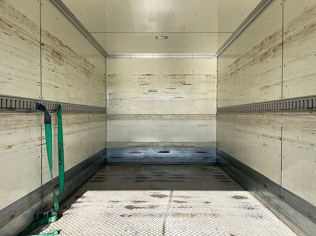 日野デュトロアルミバン小型（2t・3t）[写真09]