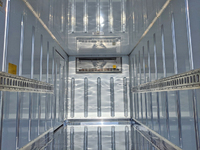 三菱ふそうキャンター冷凍車（冷蔵車）小型（2t・3t）[写真09]