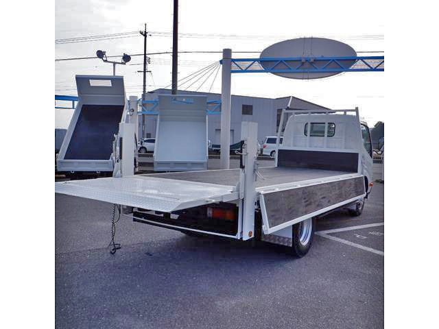 トヨタダイナ平ボディ小型（2t・3t）[写真03]