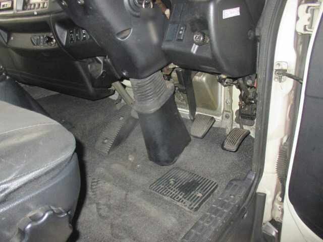 日野レンジャーアルミバン中型（4t）[写真16]