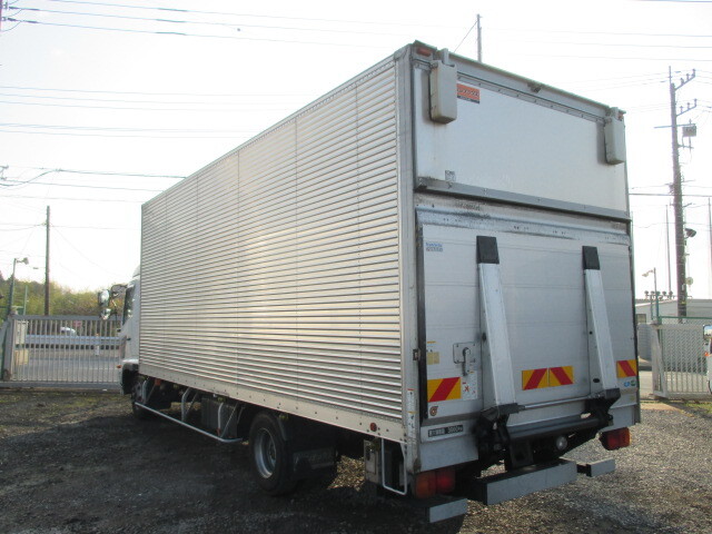 日野レンジャーアルミバン中型（4t）[写真02]