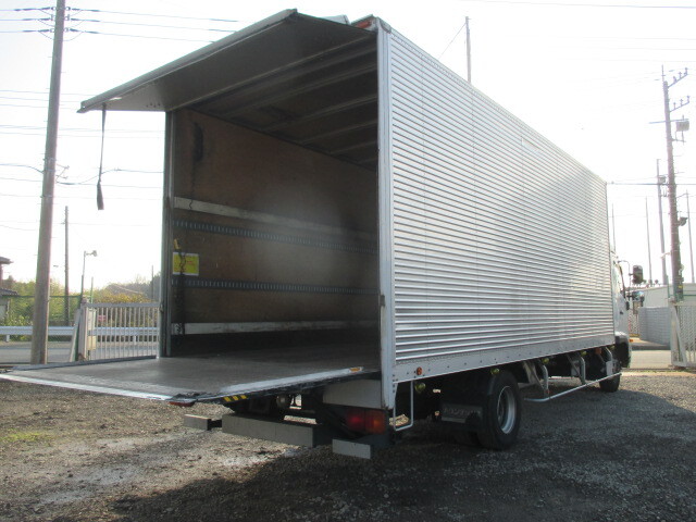 日野レンジャーアルミバン中型（4t）[写真06]