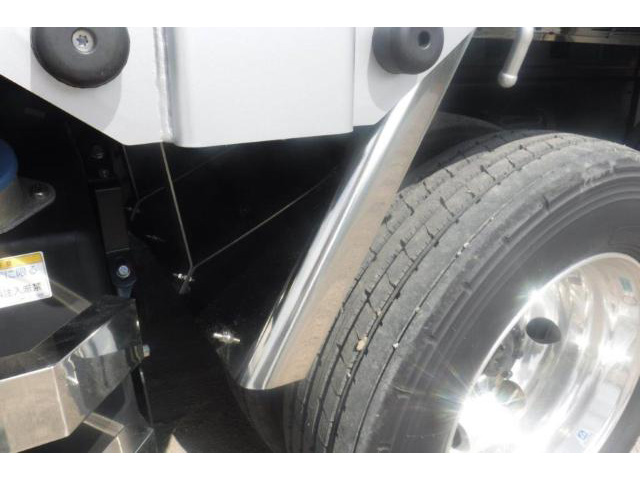 三菱ふそうファイタークレーン5段増トン（6t・8t）[写真27]