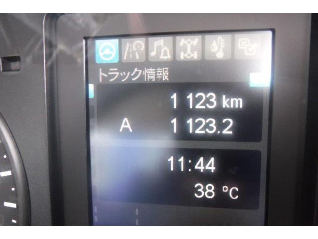 三菱ふそうファイタークレーン5段増トン（6t・8t）[写真08]