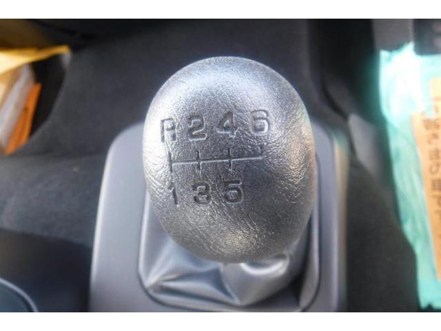 三菱ふそうファイタークレーン5段増トン（6t・8t）[写真09]