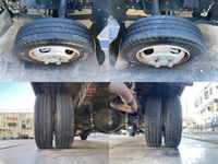 三菱ふそうキャンター平ボディ小型（2t・3t）[写真13]