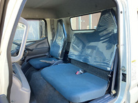 三菱ふそうキャンター平ボディ小型（2t・3t）[写真23]