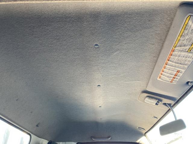 三菱ふそうキャンター平ボディ小型（2t・3t）[写真28]