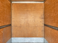 三菱ふそうキャンターアルミバン小型（2t・3t）[写真13]