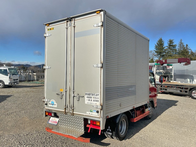 三菱ふそうキャンターアルミバン小型（2t・3t）[写真02]