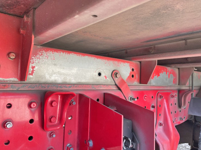 三菱ふそうキャンターアルミバン小型（2t・3t）[写真22]