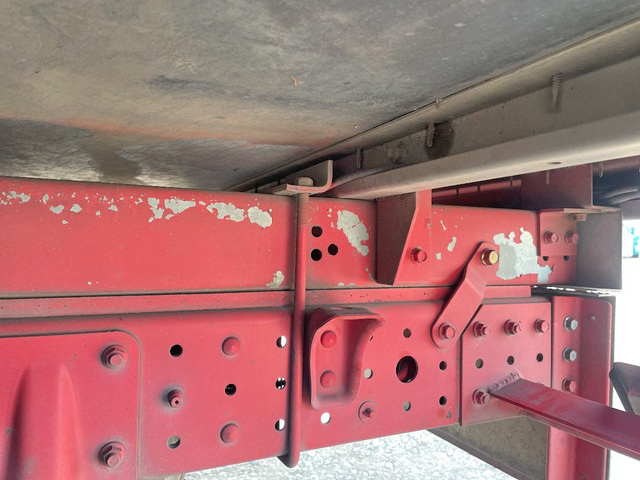 三菱ふそうキャンターアルミバン小型（2t・3t）[写真23]