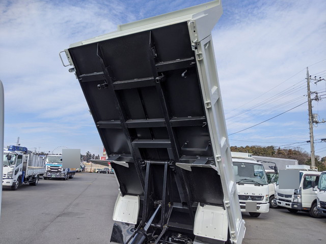 三菱ふそうキャンターダンプ小型（2t・3t）[写真18]
