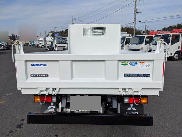 三菱ふそうキャンターダンプ小型（2t・3t）[写真08]