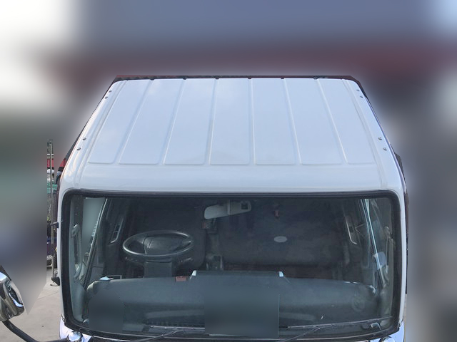 三菱ふそうキャンター平ボディ小型（2t・3t）[写真06]