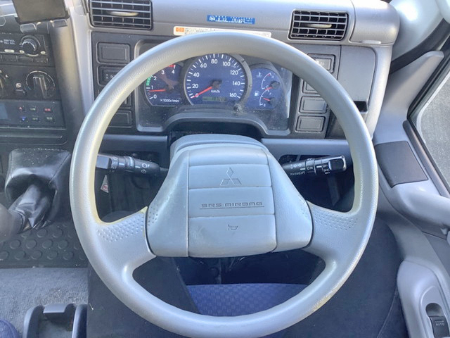 三菱ふそうキャンター冷凍車（冷蔵車）小型（2t・3t）[写真30]