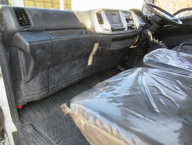 日野レンジャークレーン4段中型（4t）[写真13]