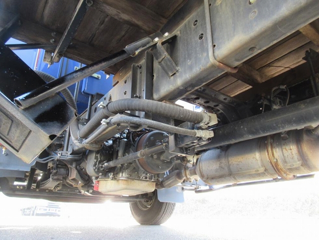 日野レンジャークレーン4段中型（4t）[写真35]