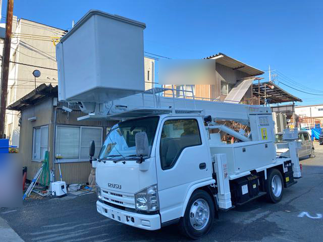 いすゞエルフ高所作業車小型（2t・3t）[写真02]