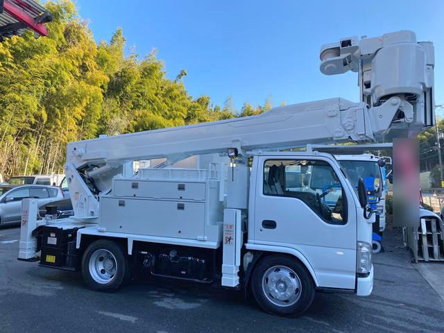 いすゞエルフ高所作業車小型（2t・3t）[写真05]