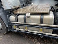 いすゞギガトレーラーヘッド（トラクターヘッド）大型（10t）[写真10]