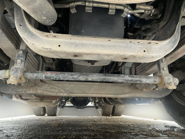 いすゞギガトレーラーヘッド（トラクターヘッド）大型（10t）[写真12]