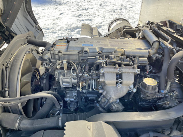 三菱ふそうファイターアルミバン中型（4t）[写真24]