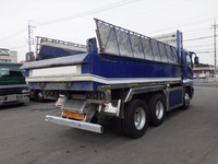 三菱ふそうスーパーグレートダンプ大型（10t）[写真02]