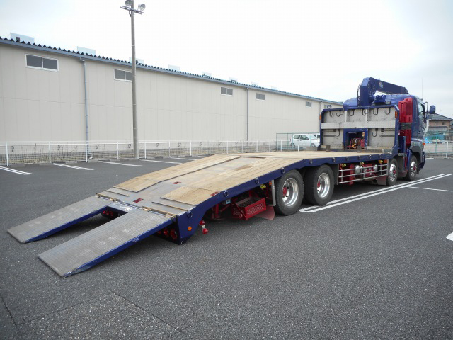 日野プロフィアヒップリフタークレーン大型（10t）[写真02]