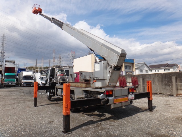 三菱ふそうファイター高所作業車中型（4t）[写真02]