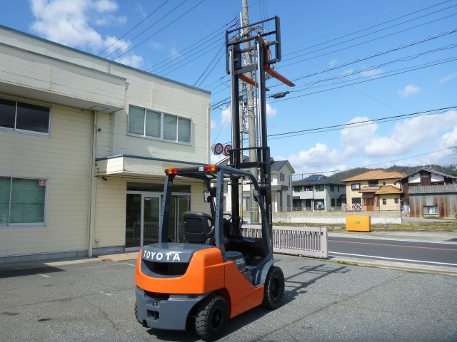 トヨタフォークリフト[写真02]