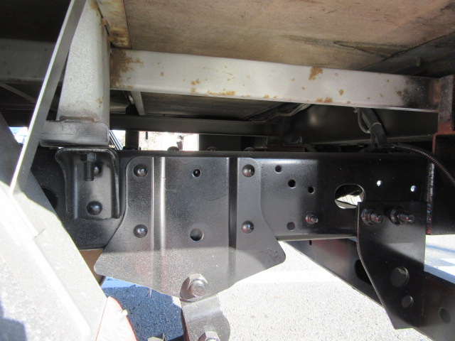 日産アトラス平ボディ小型（2t・3t）[写真18]