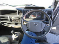 日産アトラス平ボディ小型（2t・3t）[写真23]