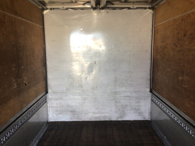 いすゞエルフアルミウイング小型（2t・3t）[写真12]